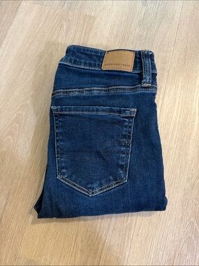 American Eagle Super High Rise Jegging
